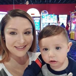 Meet your Posher, Cecelia